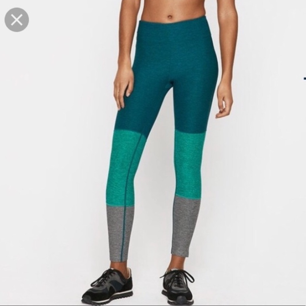 Outdoor Voices Tricolor Leggings 🦋